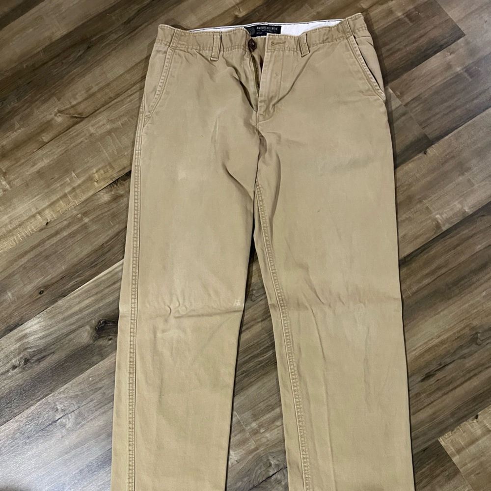 American Eagle Outfitters Tan Chinos
